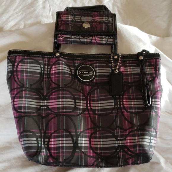 Coach Handbags - 🔥PRICE DROPPED🔥 ~COACH TARTAN PURSE & WALLET~